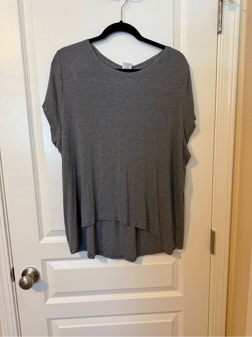 Athleta Soft Gray Layered-Hem Short Sleeve Tee